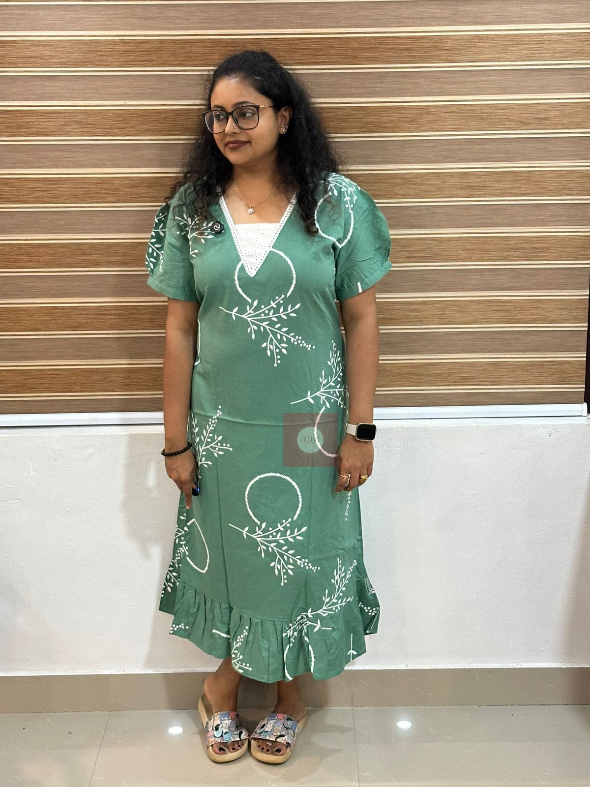 Floral Orbit Hakoba Frock - Thumbnail 4