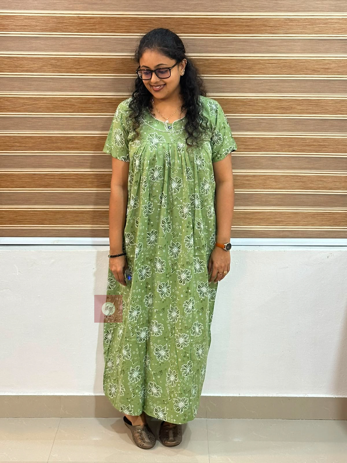 Light Green Nighty - Thumbnail 1